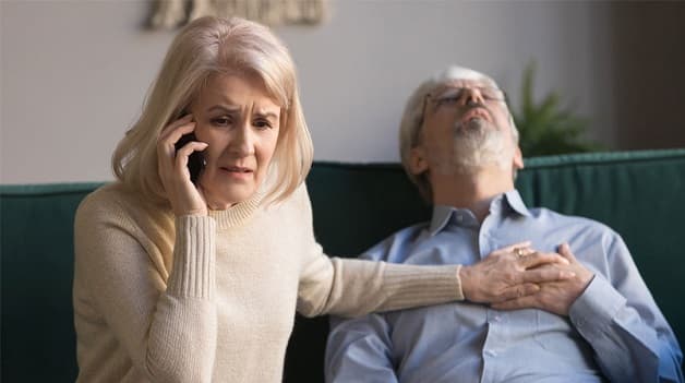 7 dấu hiệu đột quỵ