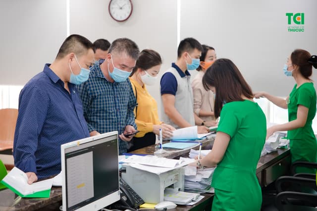 Trường ĐH Anh quốc Việt Nam (BUV) khám sức khỏe