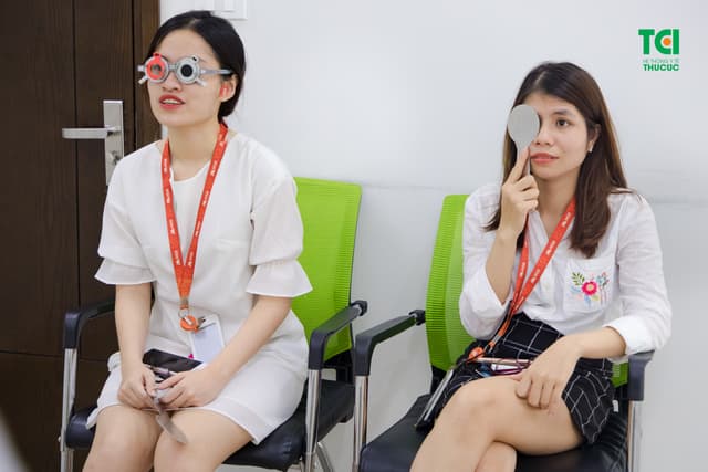 Trường ĐH Anh quốc Việt Nam (BUV) khám sức khỏe