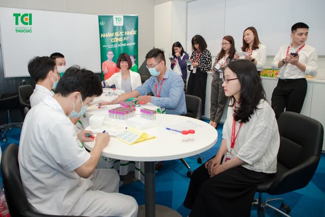 Trường ĐH Anh quốc Việt Nam (BUV) khám sức khỏe