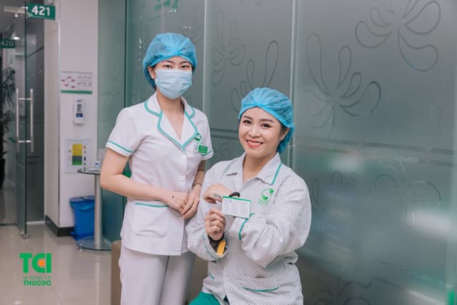 MC Hoàng Linh – Khám sức khỏe tại Bệnh viện Thu Cúc