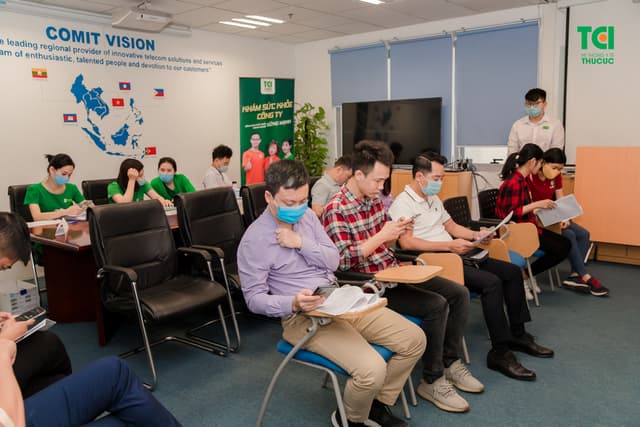 Khám sức khỏe Công ty công nghệ viễn thông tin học