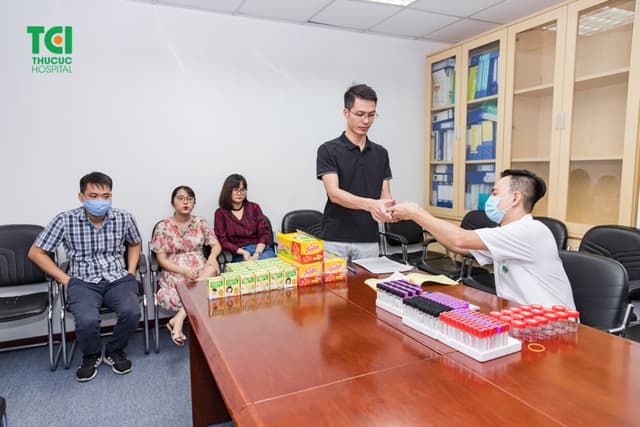 Khám sức khỏe Công ty cổ phần đầu tư &amp; thương mại dịch vụ viễn thông Việt Vương