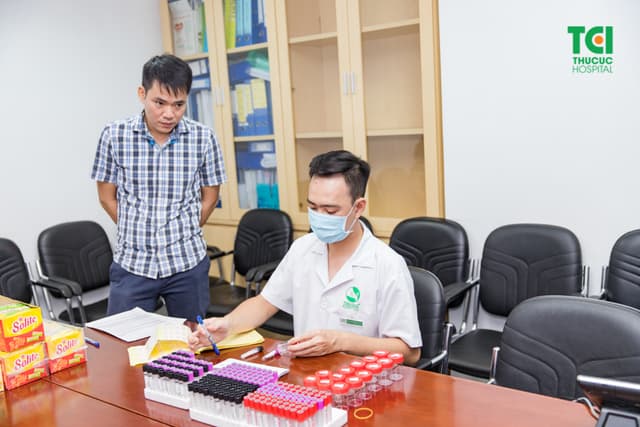 Khám sức khỏe Công ty cổ phần đầu tư &amp; thương mại dịch vụ viễn thông Việt Vương