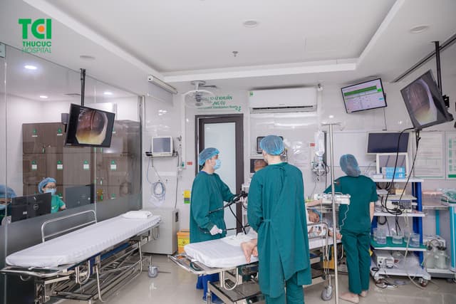 Khách hàng khám tổng quát và TSUT toàn diện nâng cao VIP 7