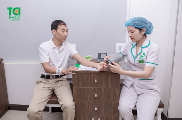 Khách hàng khám tổng quát và TSUT toàn diện nâng cao VIP 7