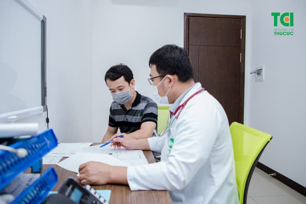 Thăm khám định kỳ cho người lao động là yêu cầu bắt buộc của doanh nghiệp