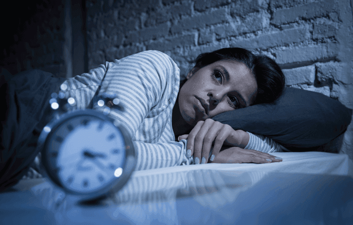 Khi lượng Progesterone ở mức thấp sẽ gây nên tình trạng mất ngủ - một biểu hiện dễ nhận biết của rối loạn hormone nữ