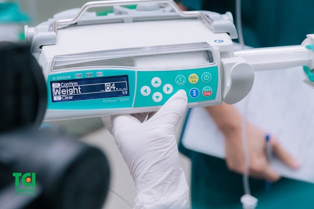 Bơm tiêm điện tự động hiện đại