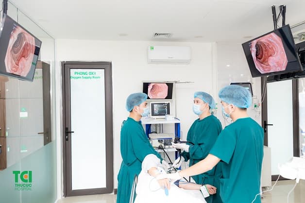 Nội soi dạ dày - đại tràng là phương pháp phổ biến để xác định nguyên nhân gây rối loạn tiêu hóa