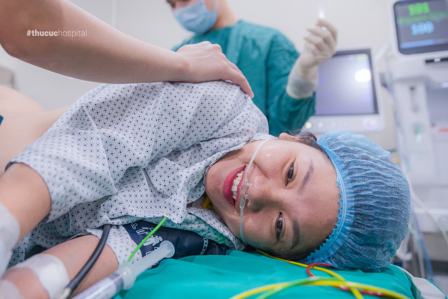 “Sinh mổ bao lâu thì hết đau” là câu hỏi của nhiều mẹ bầu khi được bác sĩ chỉ định sinh mổ.