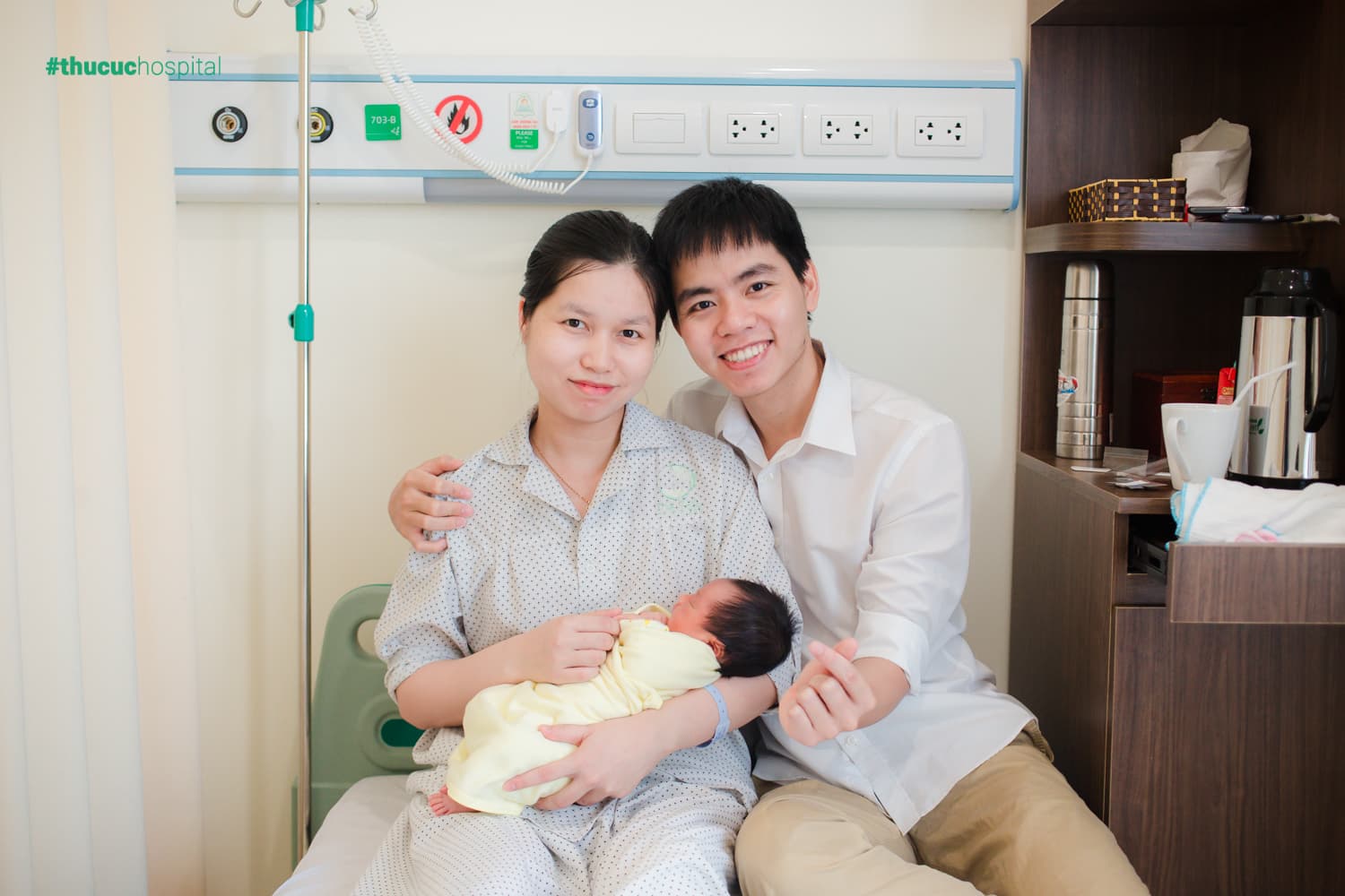 Mẹ bỉm sữa có thể quan hệ tình dục sau 6 tuần kể từ khi mổ đẻ để đảm bảo không gây ảnh hưởng tới vết mổ.