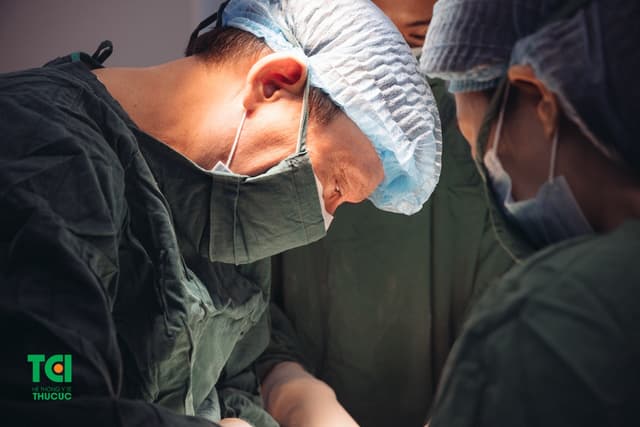 Thai ngoài tử cung mấy tuần thì vỡ và những điều cần biết