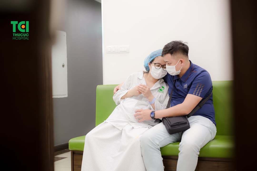 Hành trình đón con trai đầy hạnh phúc của mẹ Trần Thị Lương