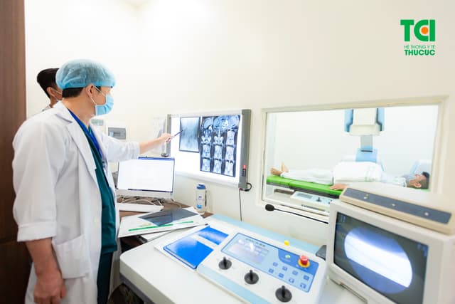 Tán sỏi ngoài cơ thể không đau, không mổ, không nằm viện