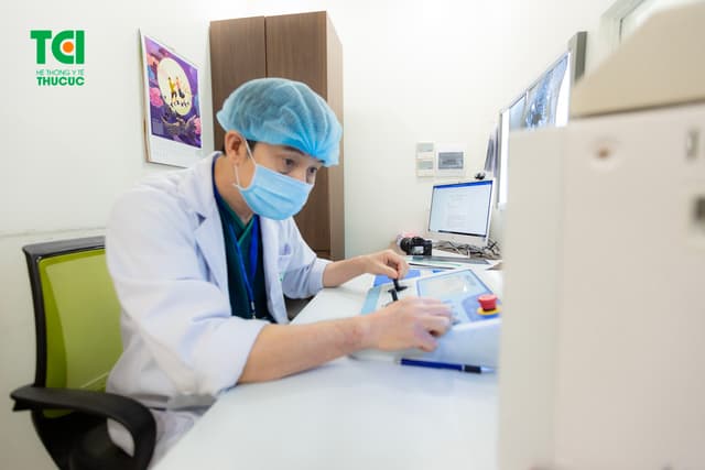 Tán sỏi ngoài cơ thể không đau, không mổ, không nằm viện