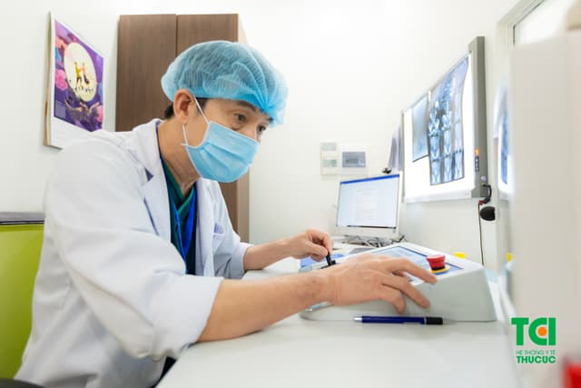 Tán sỏi ngoài cơ thể không đau, không mổ, không nằm viện