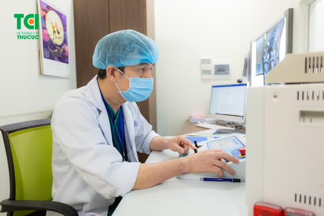 Tán sỏi ngoài cơ thể không đau, không mổ, không nằm viện