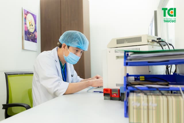 Tán sỏi ngoài cơ thể không đau, không mổ, không nằm viện