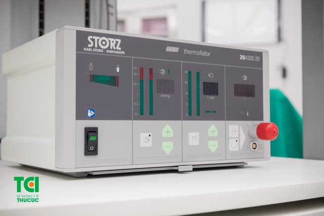 Trang thiết bị y tế hiện đại, máy móc tối tân