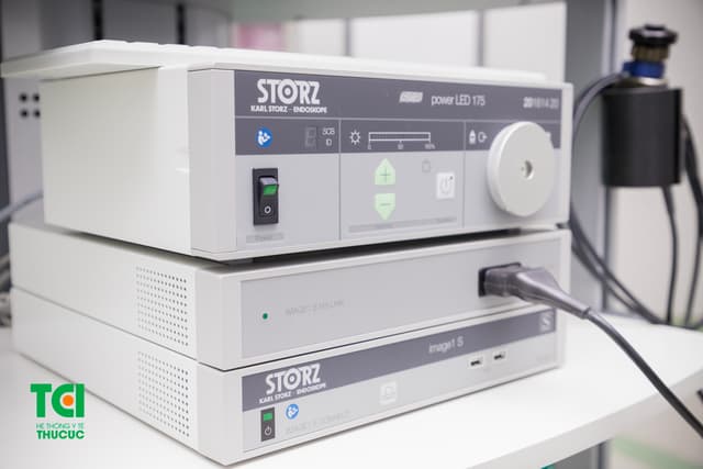 Trang thiết bị y tế hiện đại, máy móc tối tân