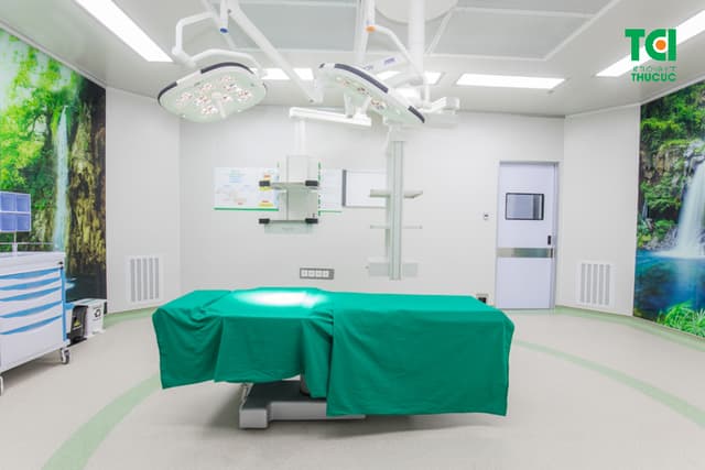 Hệ thống phòng mổ vô khuẩn một chiều hiện đại