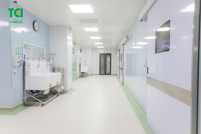 Hệ thống phòng mổ vô khuẩn một chiều hiện đại