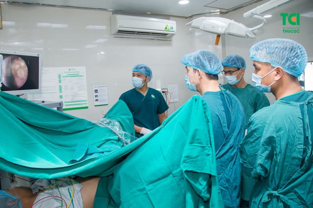 Tán sỏi công nghệ cao ít xâm lấn, sạch sỏi nhanh, êm ái