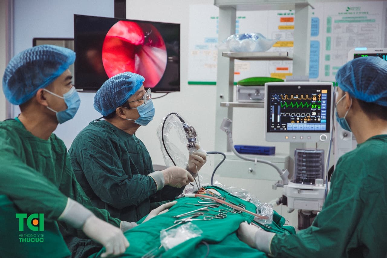 Ca mổ nội soi polyp mũi tại BV ĐKQT Thu Cúc