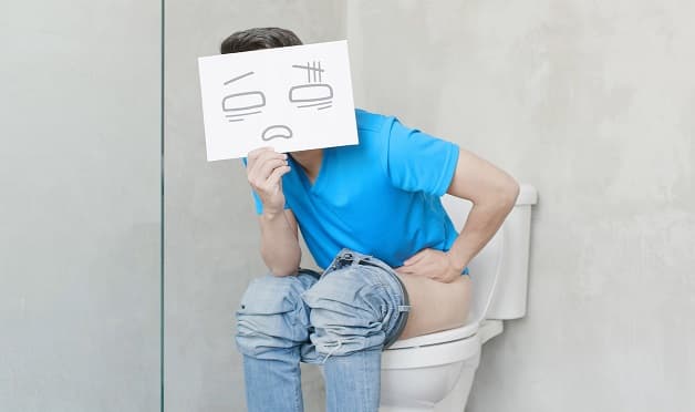 Đau dạ dày tiêu chảy là những cơn đau vùng thượng vị kèm theo đi ngoài phân lỏng