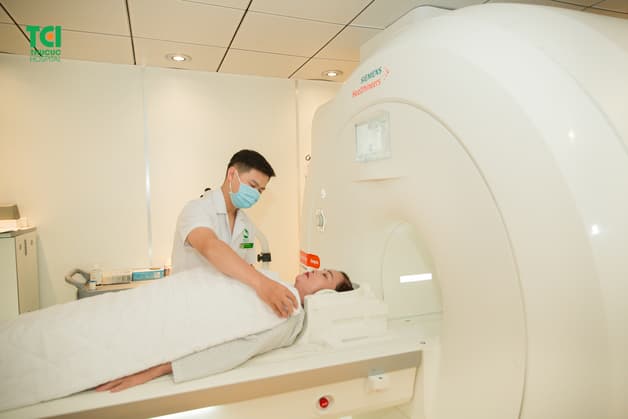 đau nửa đầu nên làm gì?