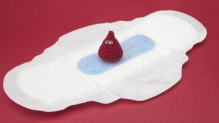 Kinh nguyệt là hiện tượng xuất hiện ở chị em trong độ tuổi sinh sản