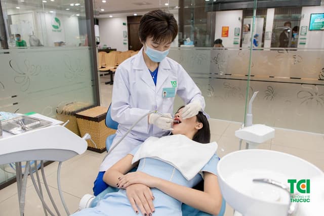 Bị buốt răng hàm thì phải điều trị như thế nào?