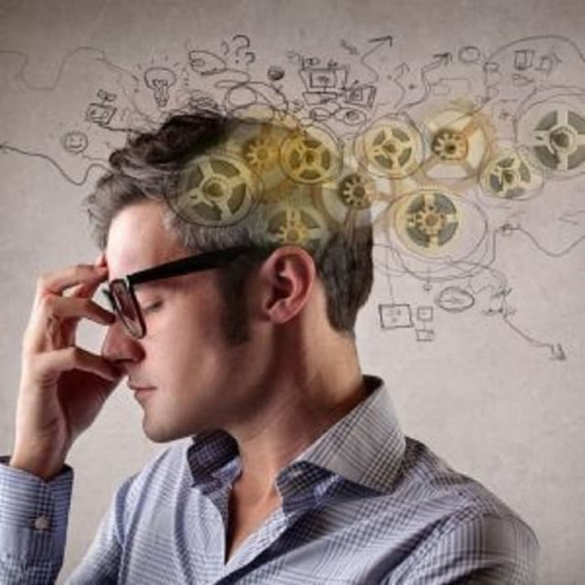 Người trẻ tuổi bị suy giảm trí nhớ nên khám ở đâu?