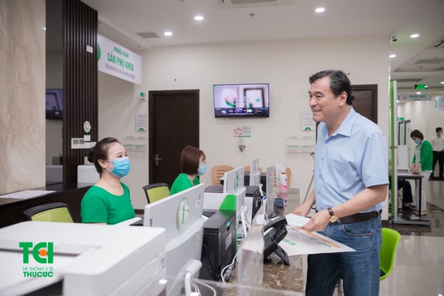 Trải nghiệm dịch vụ khám sức khỏe tại Thu Cúc TCI cùng NSND Mạnh Cường
