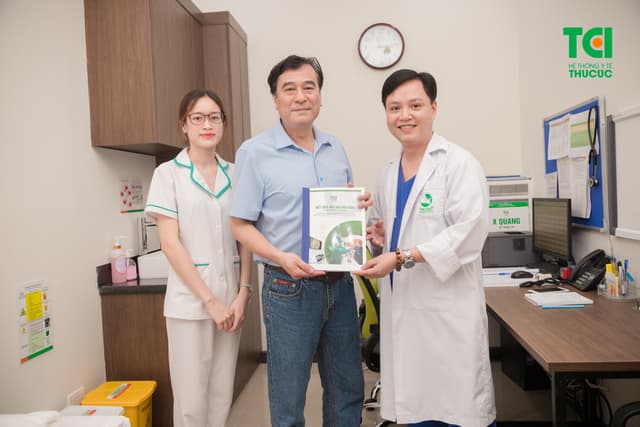 Trải nghiệm dịch vụ khám sức khỏe tại Thu Cúc TCI cùng NSND Mạnh Cường