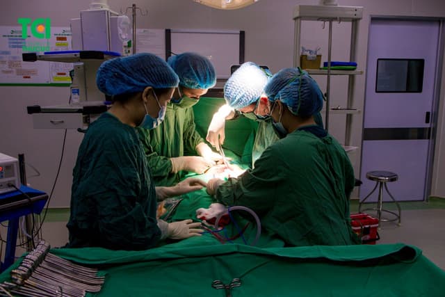 Quy trình chích áp xe vú tại Bệnh viện ĐKQT Thu Cúc TCI