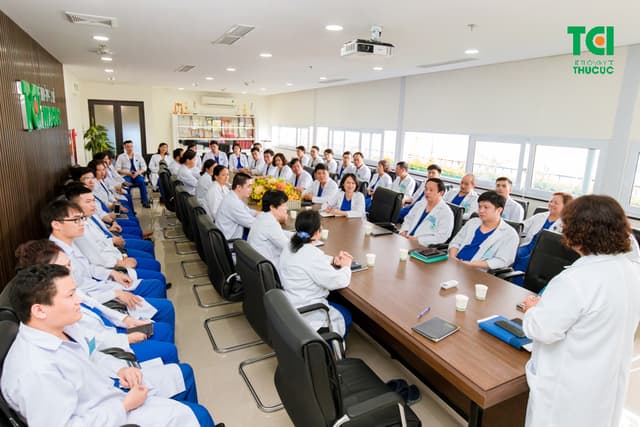 Đội ngũ chuyên gia giỏi: vững chuyên môn, giàu kinh nghiệm