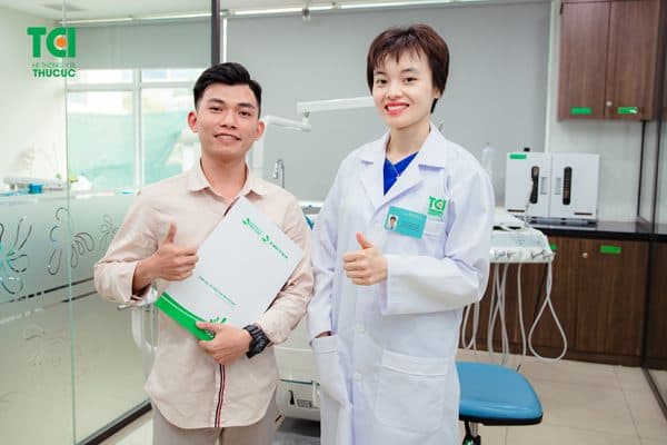 nhổ răng số 8 có hại không