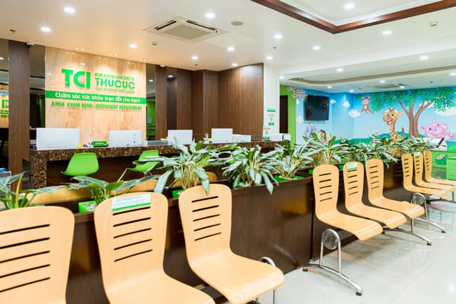 Trải nghiệm không gian khám bệnh hiện đại, đầy đủ tiện nghi