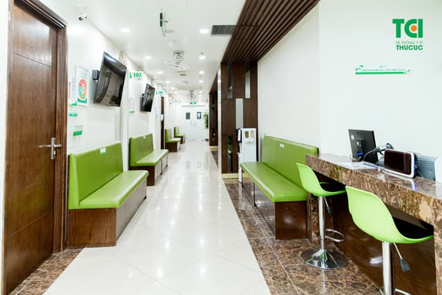 Trải nghiệm không gian khám bệnh hiện đại, đầy đủ tiện nghi