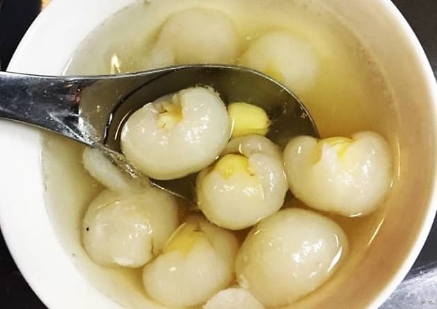 Chè long nhãn là một trong những món ăn tốt cho người bị rối loạn tiền đình