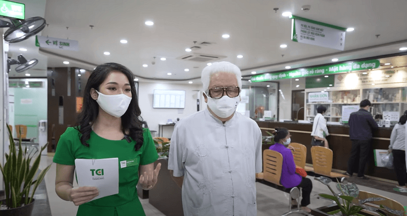 Theo chân “ông Phan” trong Hướng Dương ngược nắng thăm khám tại BV ĐKQT Thu Cúc