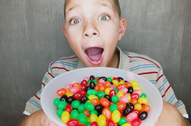 trẻ bị mưng mủ ở lợi