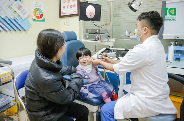 viêm vành tai ngoài