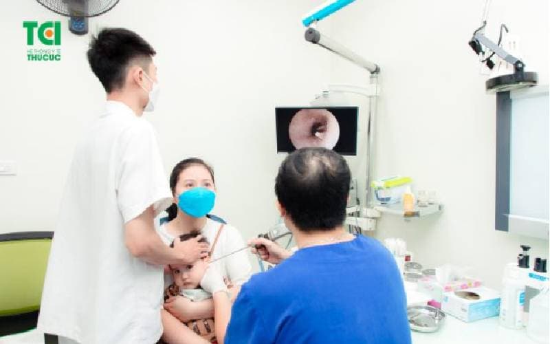 chữa viêm họng cho bé không dùng thuốc kháng sinh