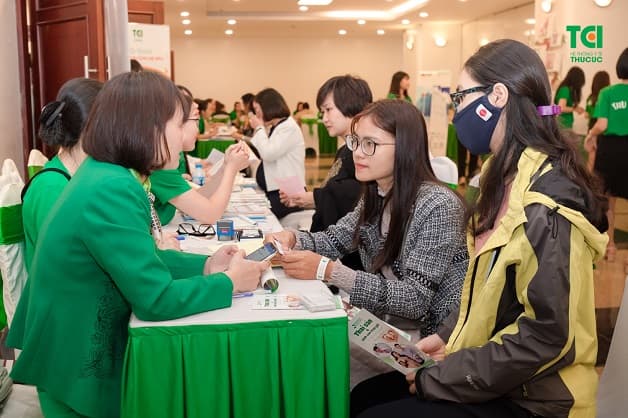 Bố mẹ hãy đăng ký tham gia chương trình huấn luyện tiền sản của Thu Cúc TCI để được trải nghiệm những điều tuyệt vời