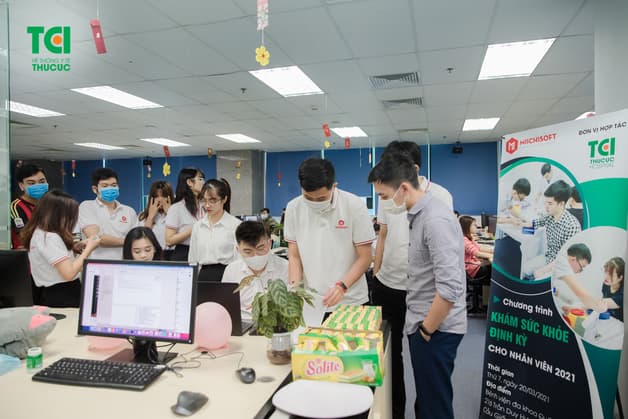 khám sức khỏe nhân viên công ty bao nhiêu tiền