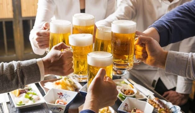 Nguyên nhân tăng men gan do sử dụng thực phẩm, đồ uống không an toàn 