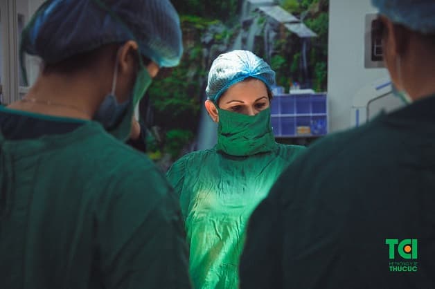 Phẫu thuật là cách điều trị tốt nhất khi u xơ tử cung gây đau bụng dưới có kích thước lớn